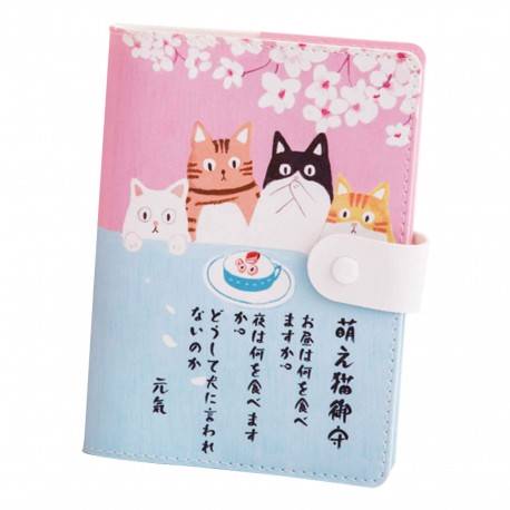 un beau carnet kawaii coloré avec des pages de dessin de chats mignons