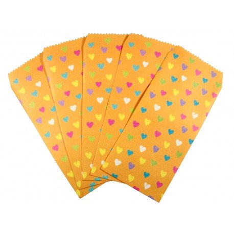 Pochette cadeau - Coeurs multi couleur effet de dessin en crayon couleur de fond jaune gingembre